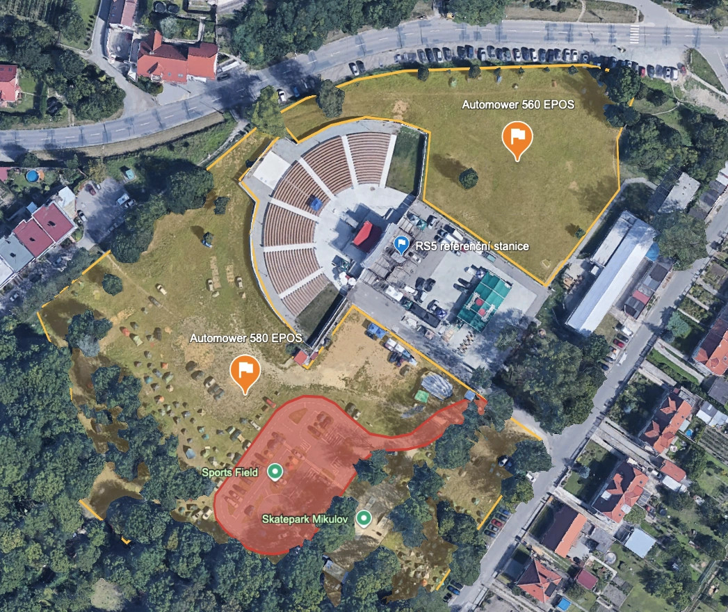 Zákres robotického sečení v satelitní mapě